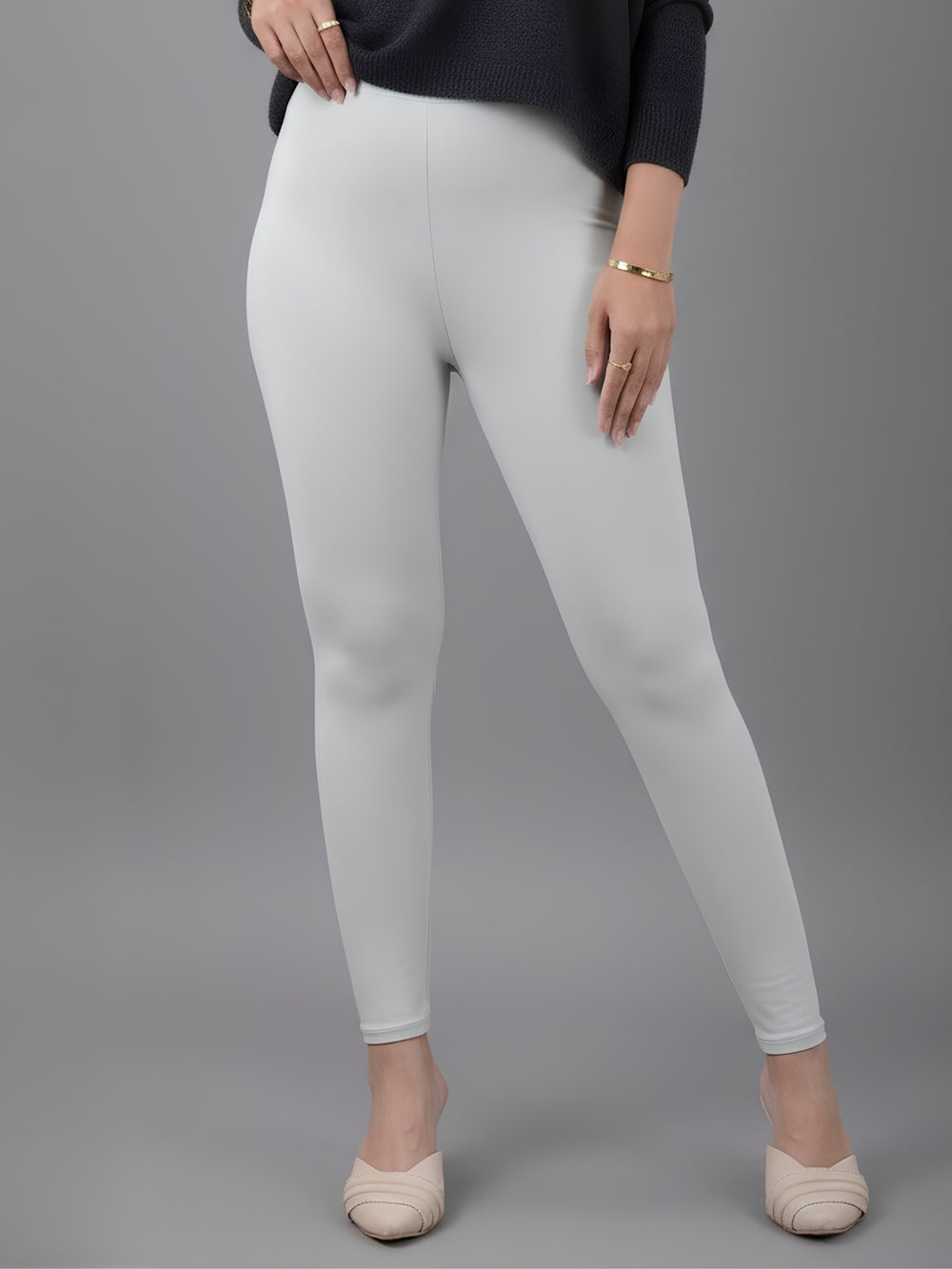 Glide Ankle Length Leggings - Silver Sand