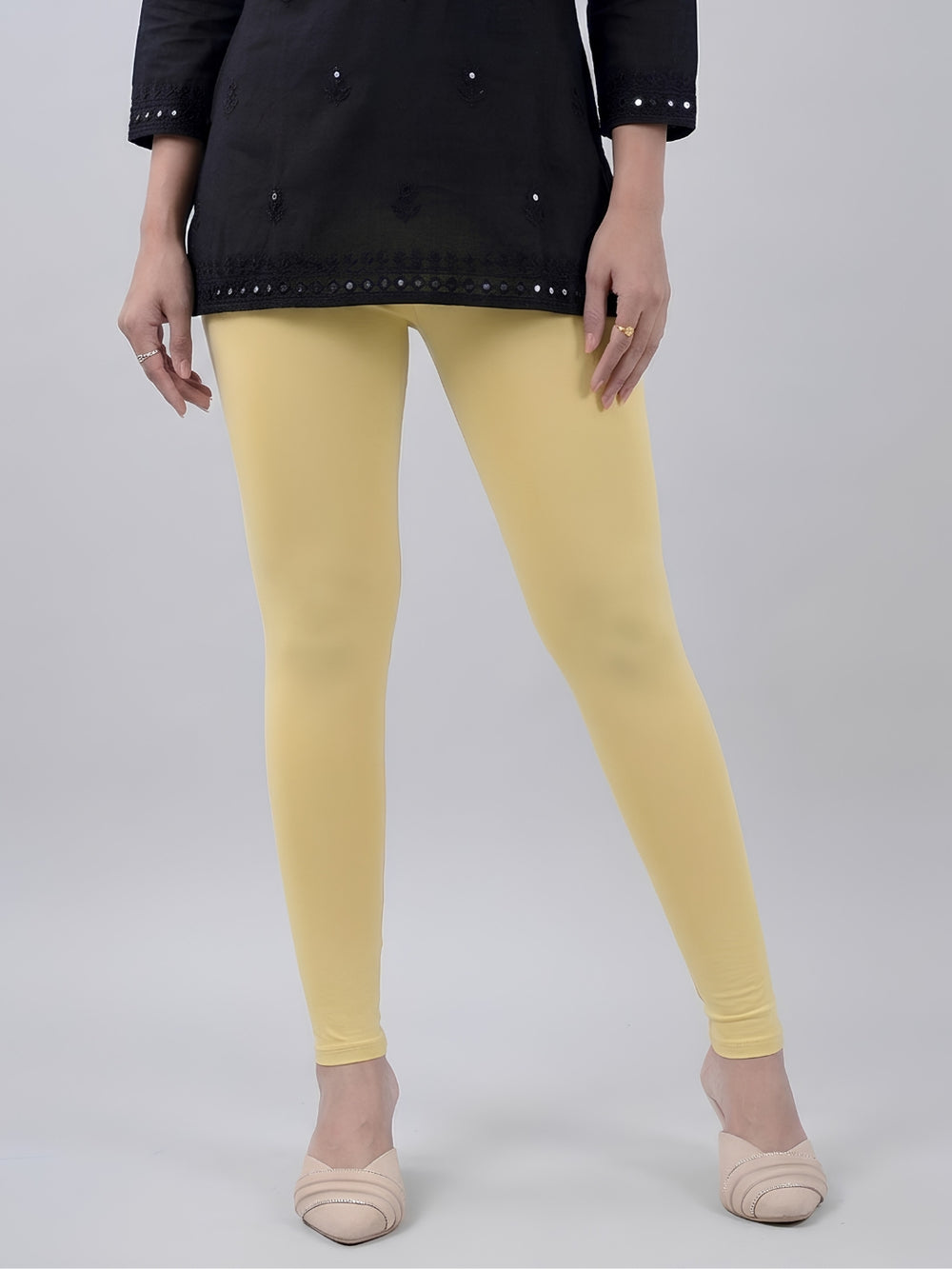 Glide Ankle Length Leggings - Light Skin